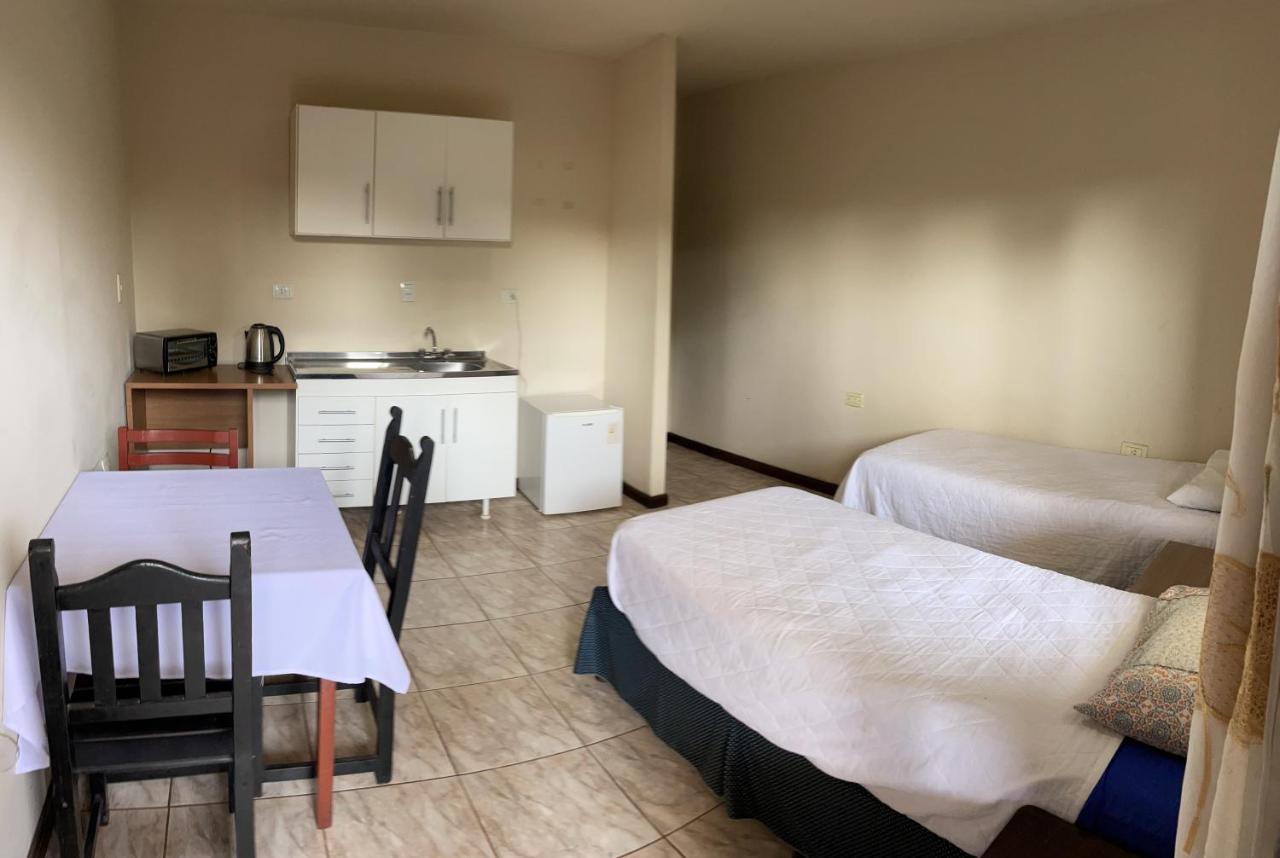 Aparthotel El Tata Puerto Iguazú Zewnętrze zdjęcie